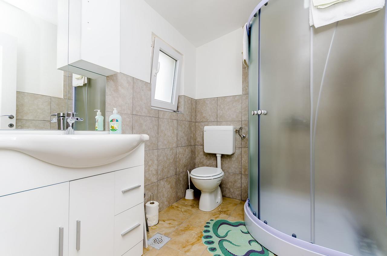 Apartments Mirko I Anda Donji Okrug  Luaran gambar